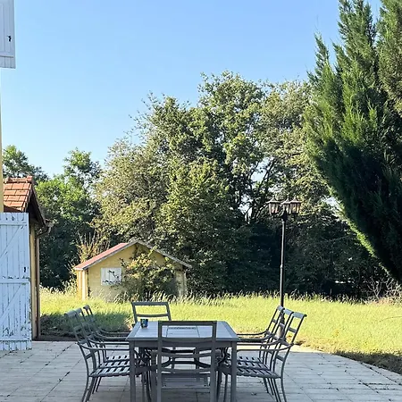 La Maison Jaune *
